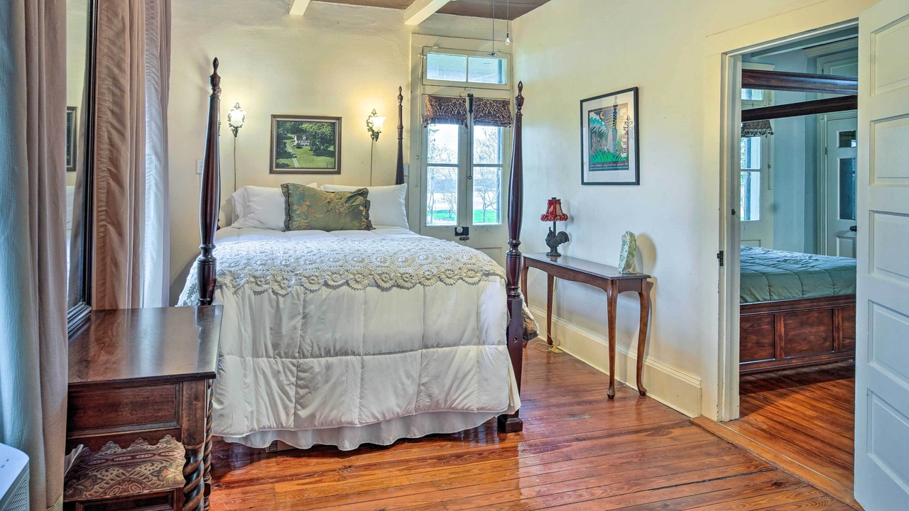 Photo of Bedroom in New Roads