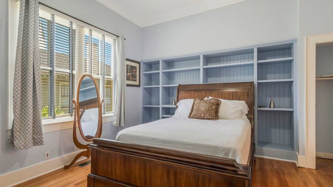 Photo of Bedroom in Downtown