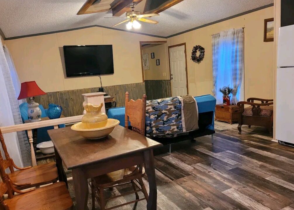 Photo of Livingroom in Bentley