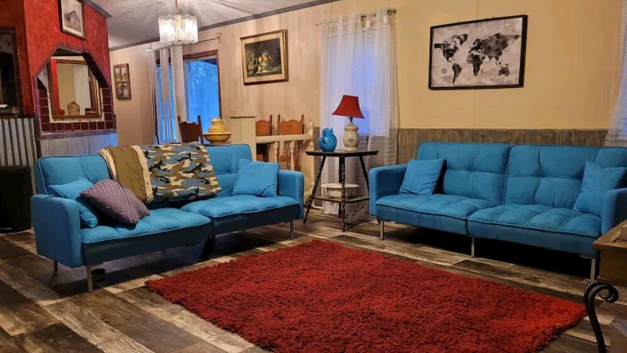 Photo of Livingroom in Bentley