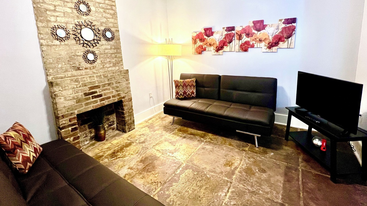 Photo of Livingroom in Faubourg Lafayette