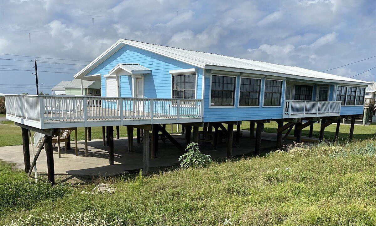 Photo of Others in Grand Isle