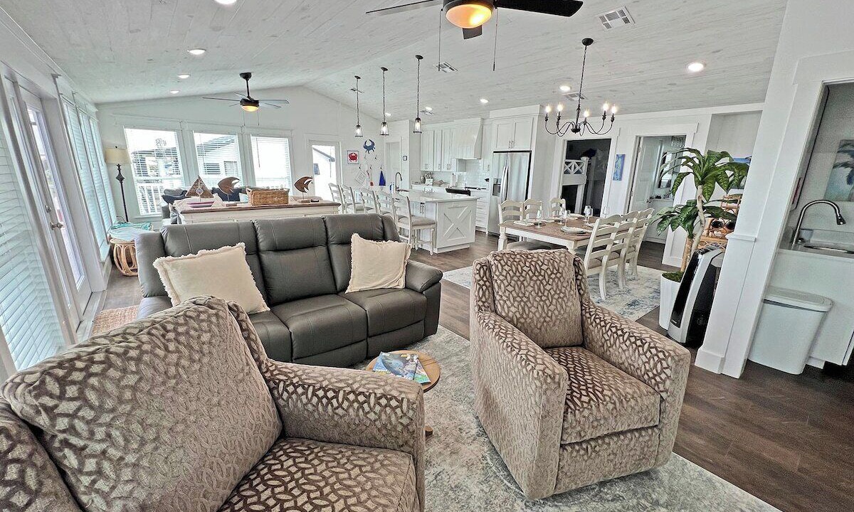 Photo of Livingroom in Grand Isle