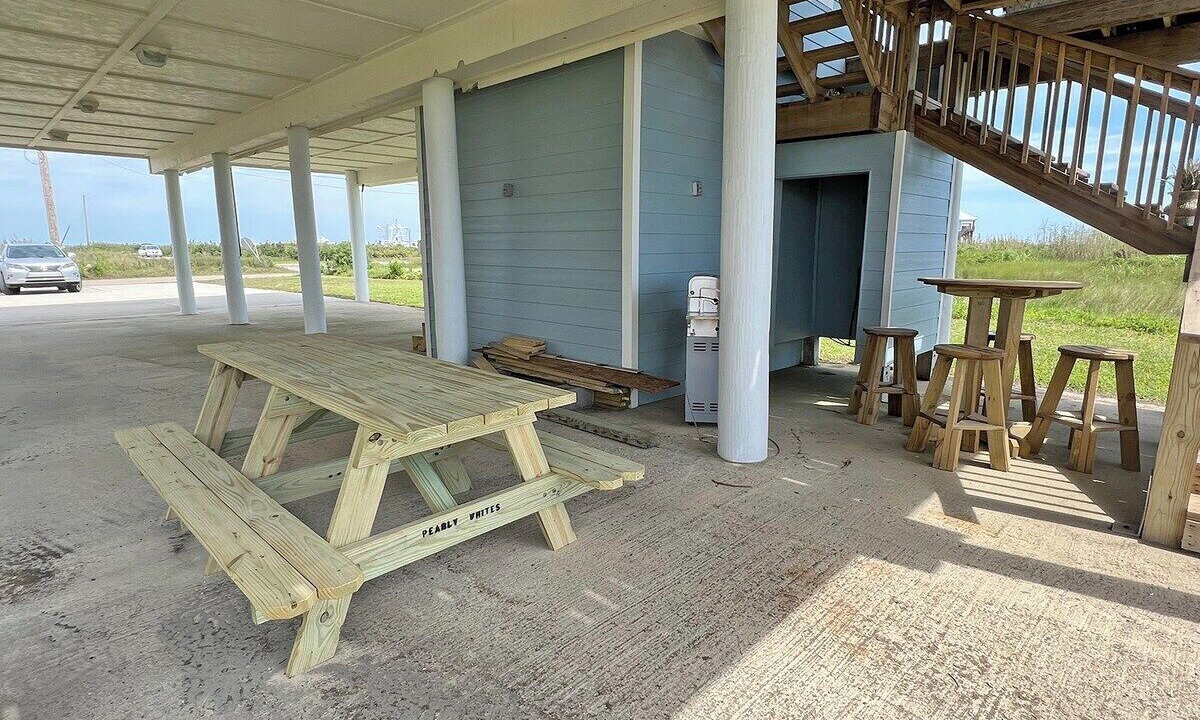 Photo of Outdoor in Leeville
