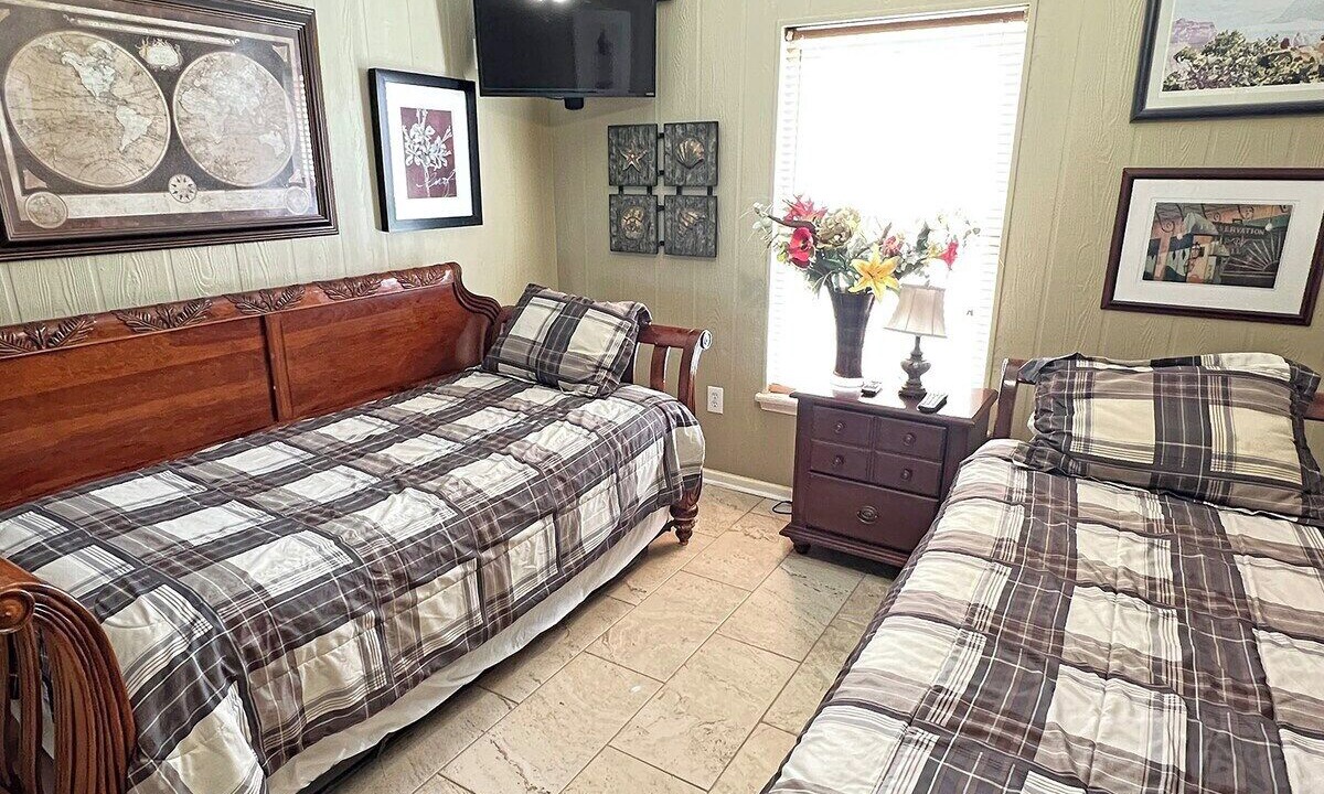 Photo of Bedroom in Leeville