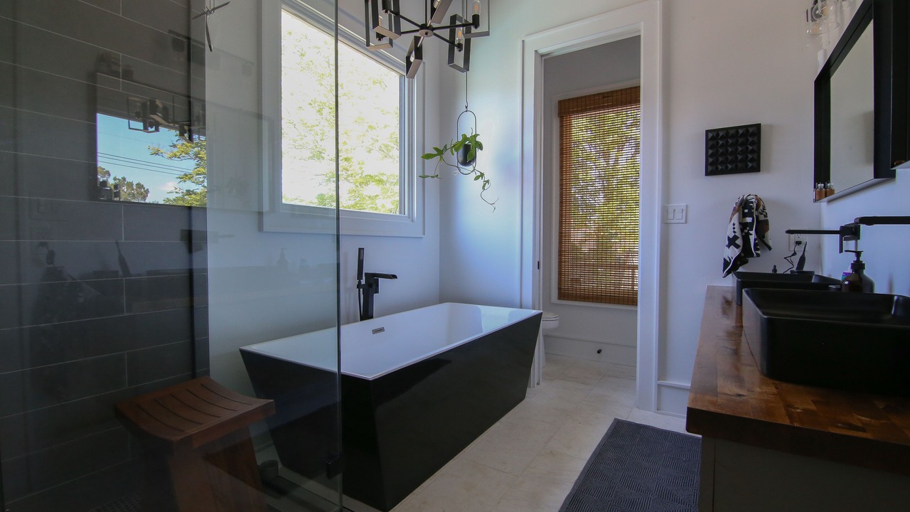 Photo of Bathroom in Holy Cross District