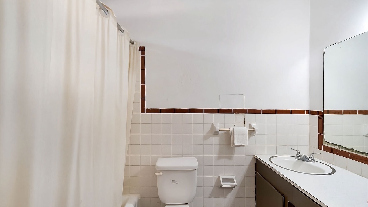 Photo of Bathroom in Beeville