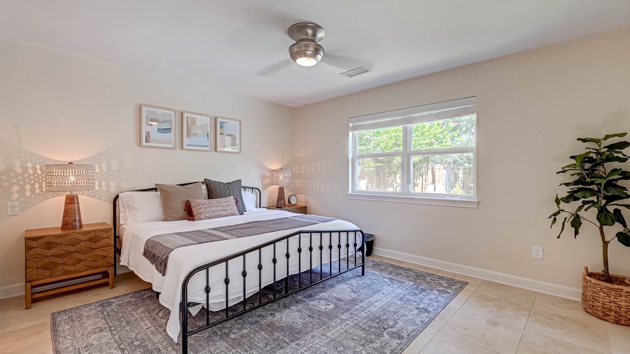 Photo of Bedroom in Spring Branch West