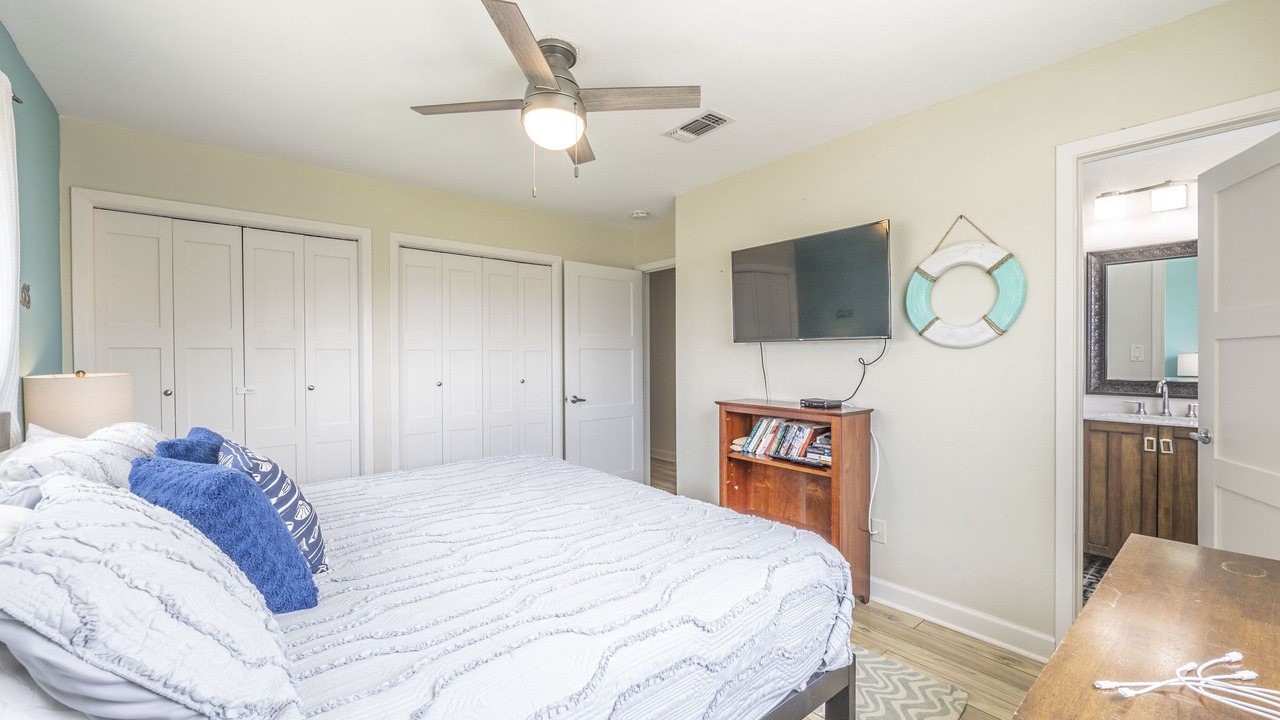 Photo of Bedroom in Galveston