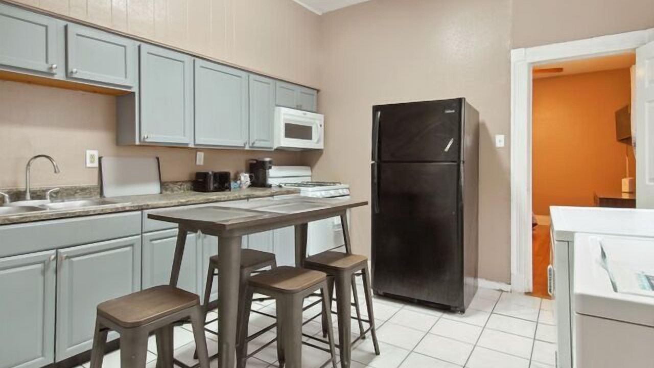 Photo of Kitchen in Holy Cross District