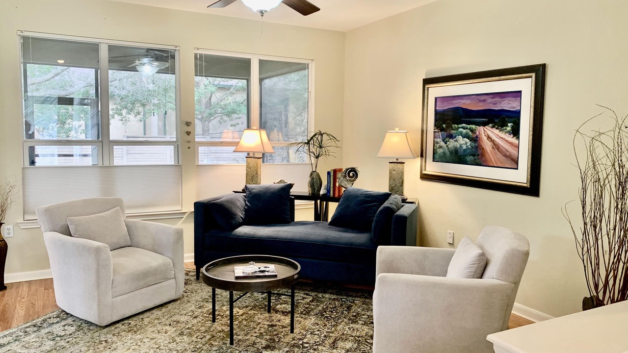 Photo of Livingroom in Sun City