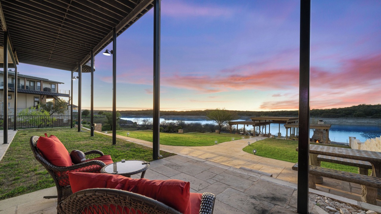Photo of Patio Balcony in Highland Lake Estates