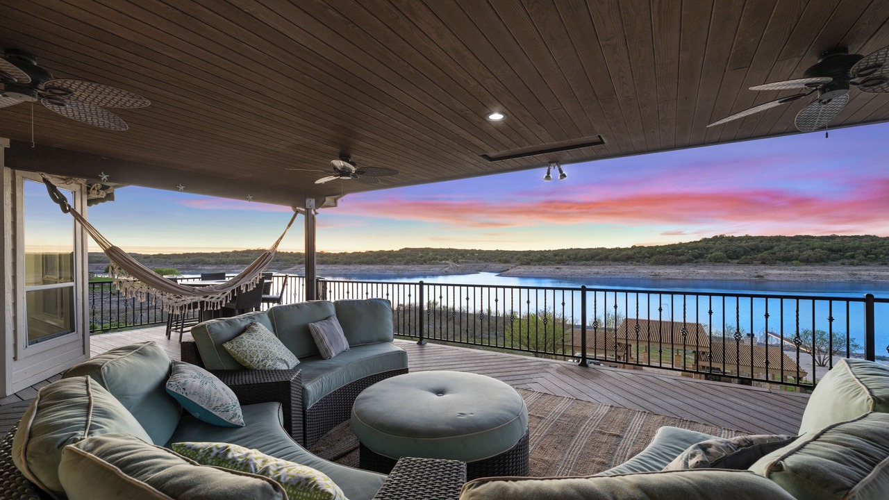 Photo of Patio Balcony in Highland Lake Estates