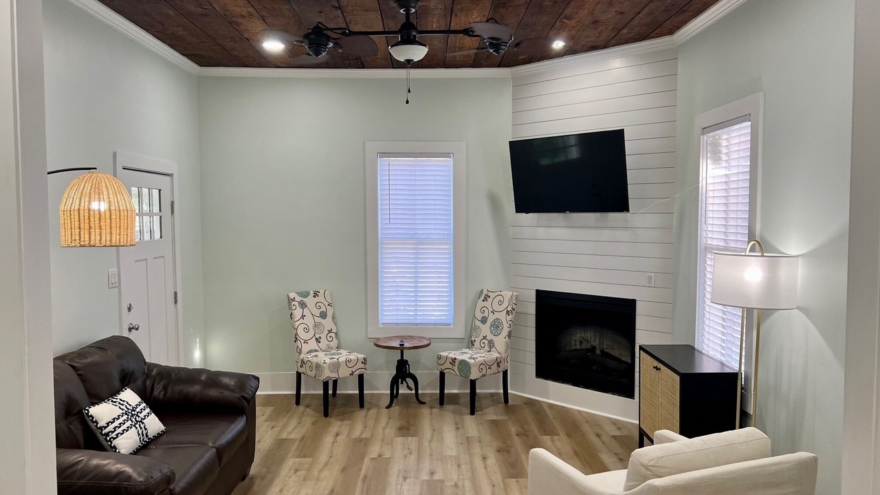 Photo of Livingroom in Bunkie