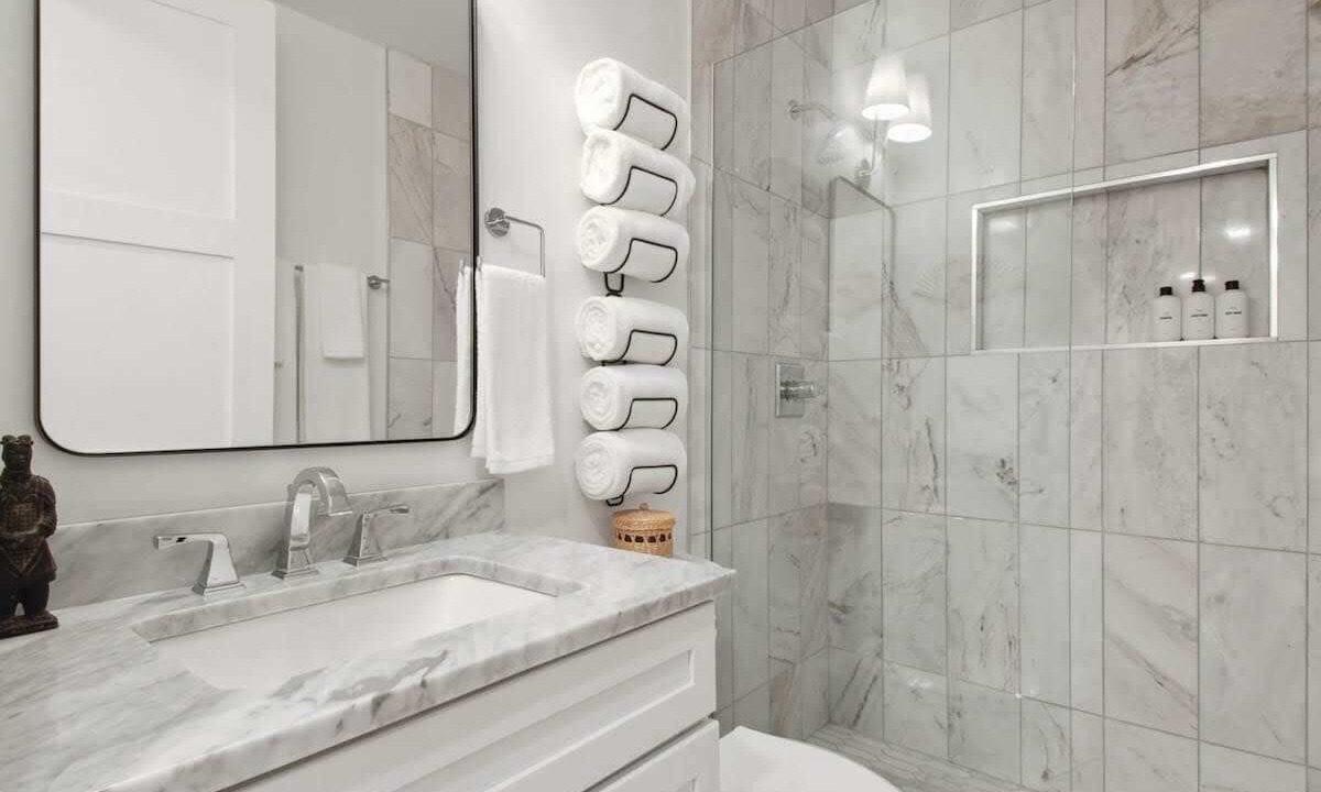 Photo of Bathroom in Central Business District