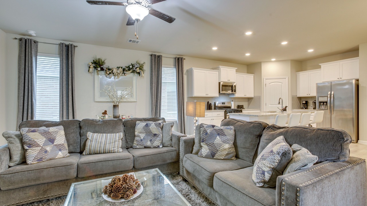 Photo of Livingroom in Highlands - Perkins