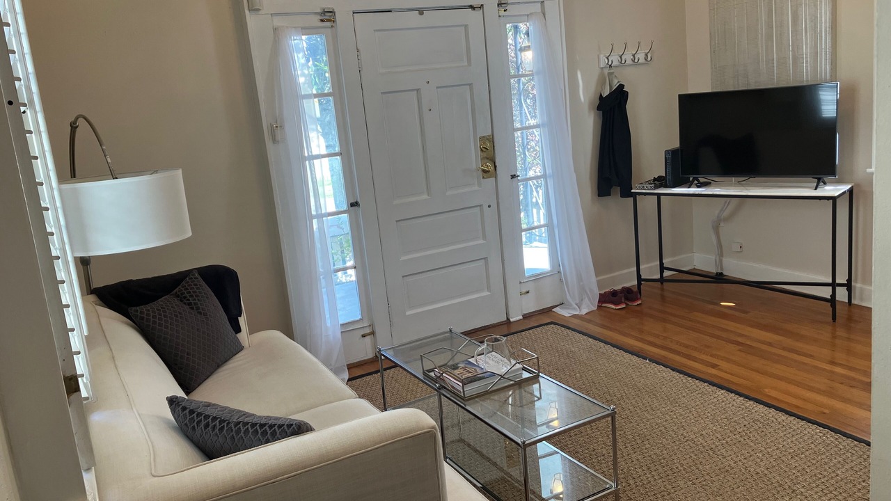 Photo of Livingroom in Carrollton