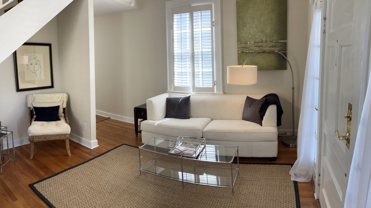 Photo of Livingroom in Carrollton