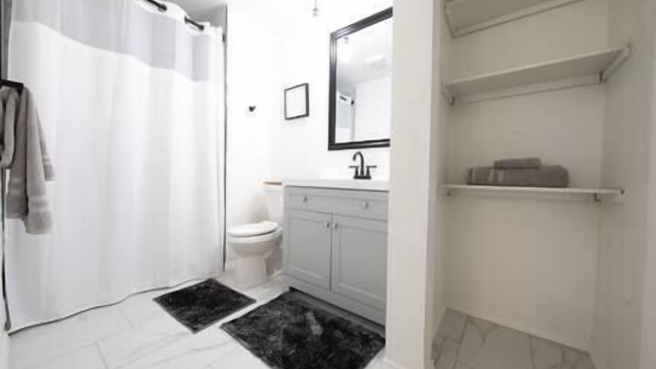 Photo of Bathroom in The Colony