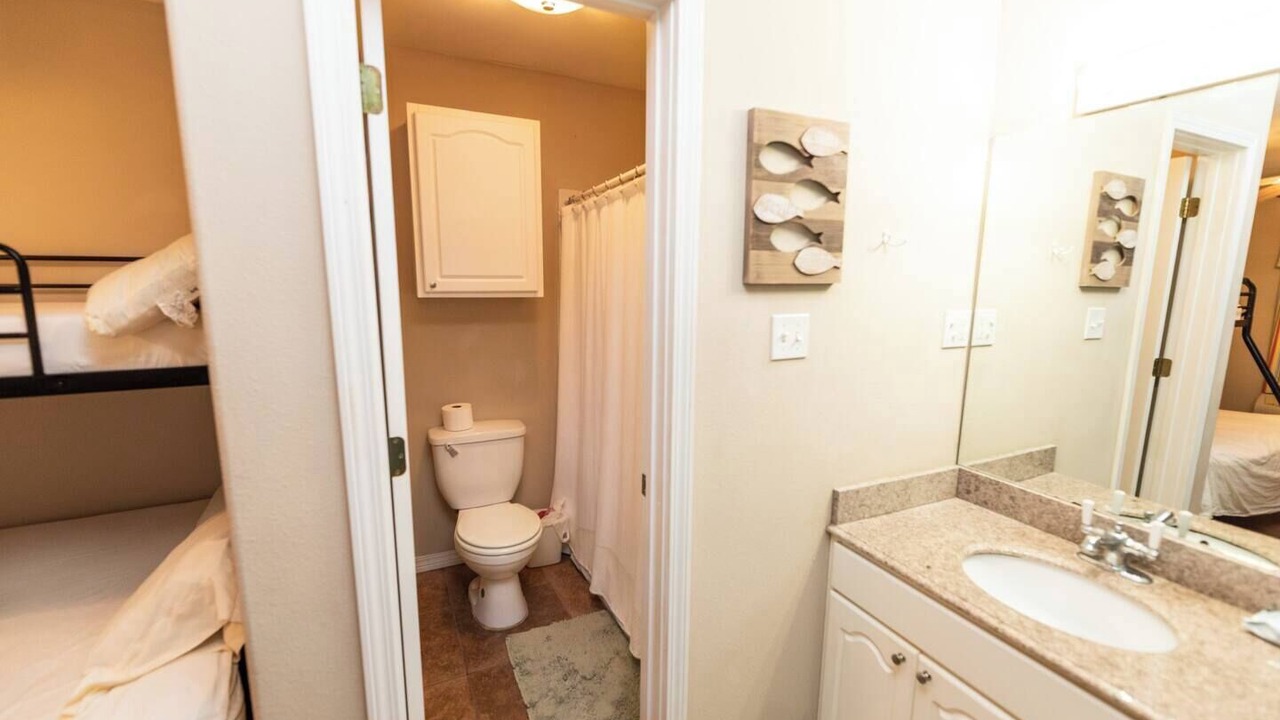 Photo of Bathroom in Boothville-Venice