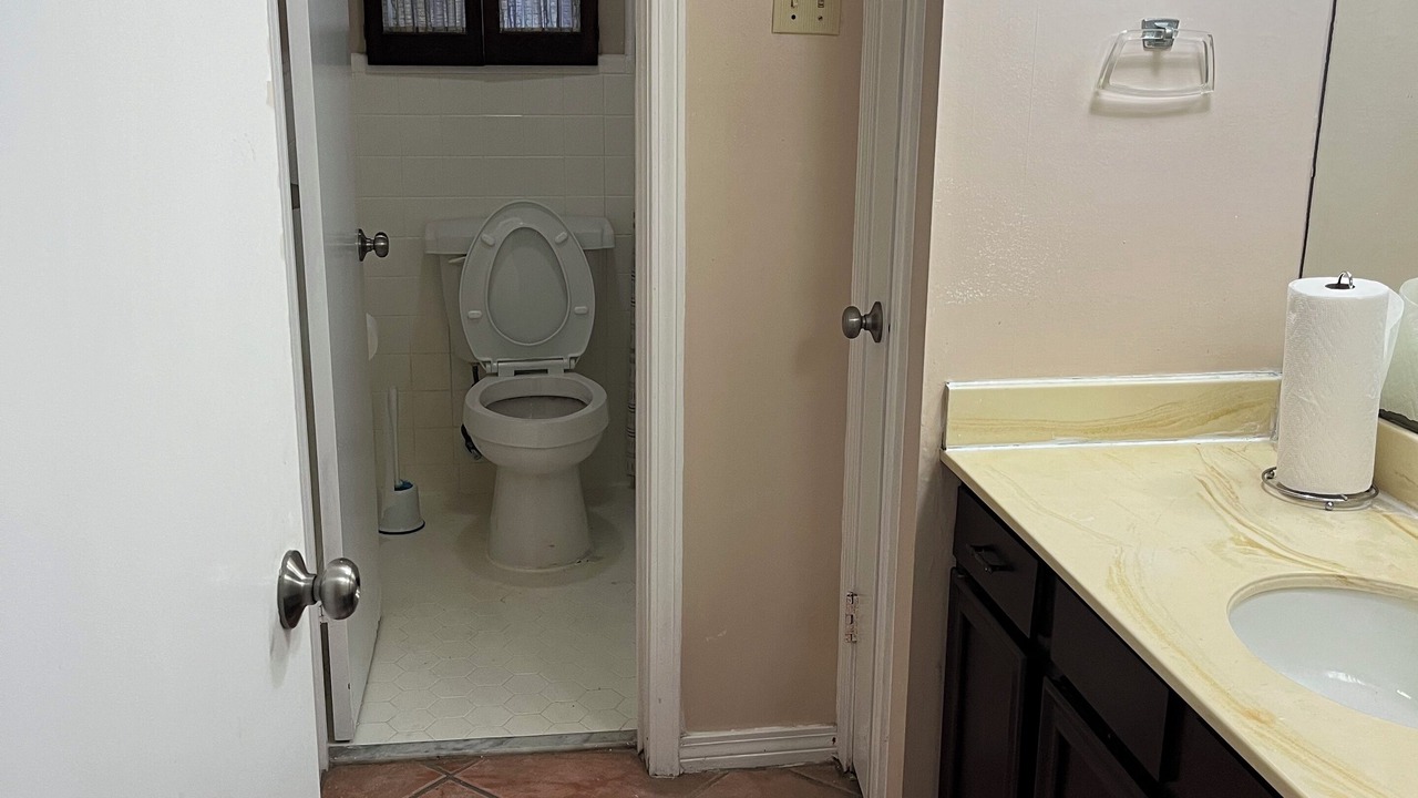 Photo of Bathroom in Tall Timbers - Brechtel