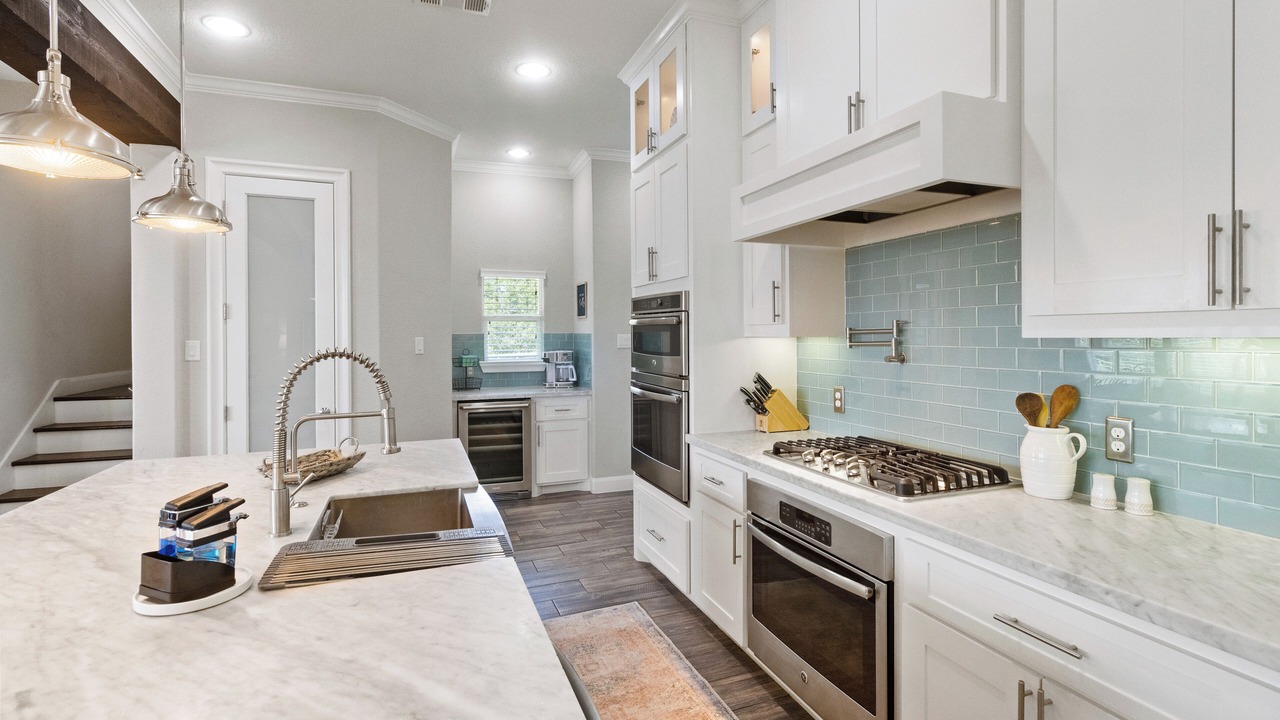 Photo of Kitchen in El Lago