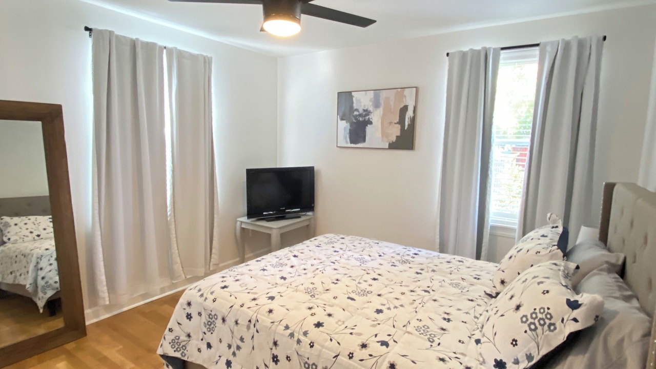 Photo of Bedroom in Chalmette