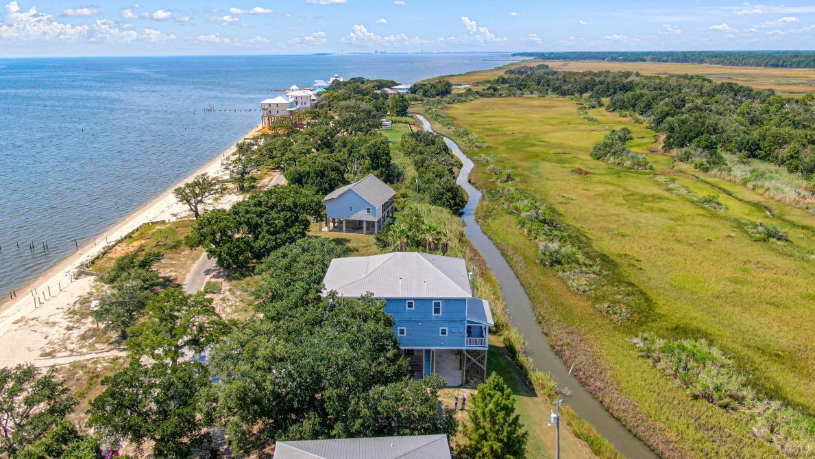 Photo of Outdoor in Ocean Springs
