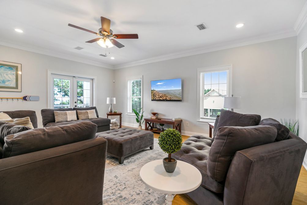 Photo of Livingroom in Ocean Springs