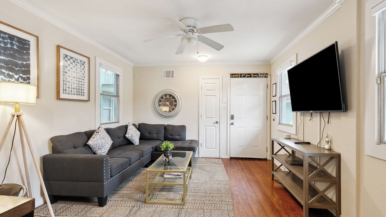 Photo of Livingroom in Treme