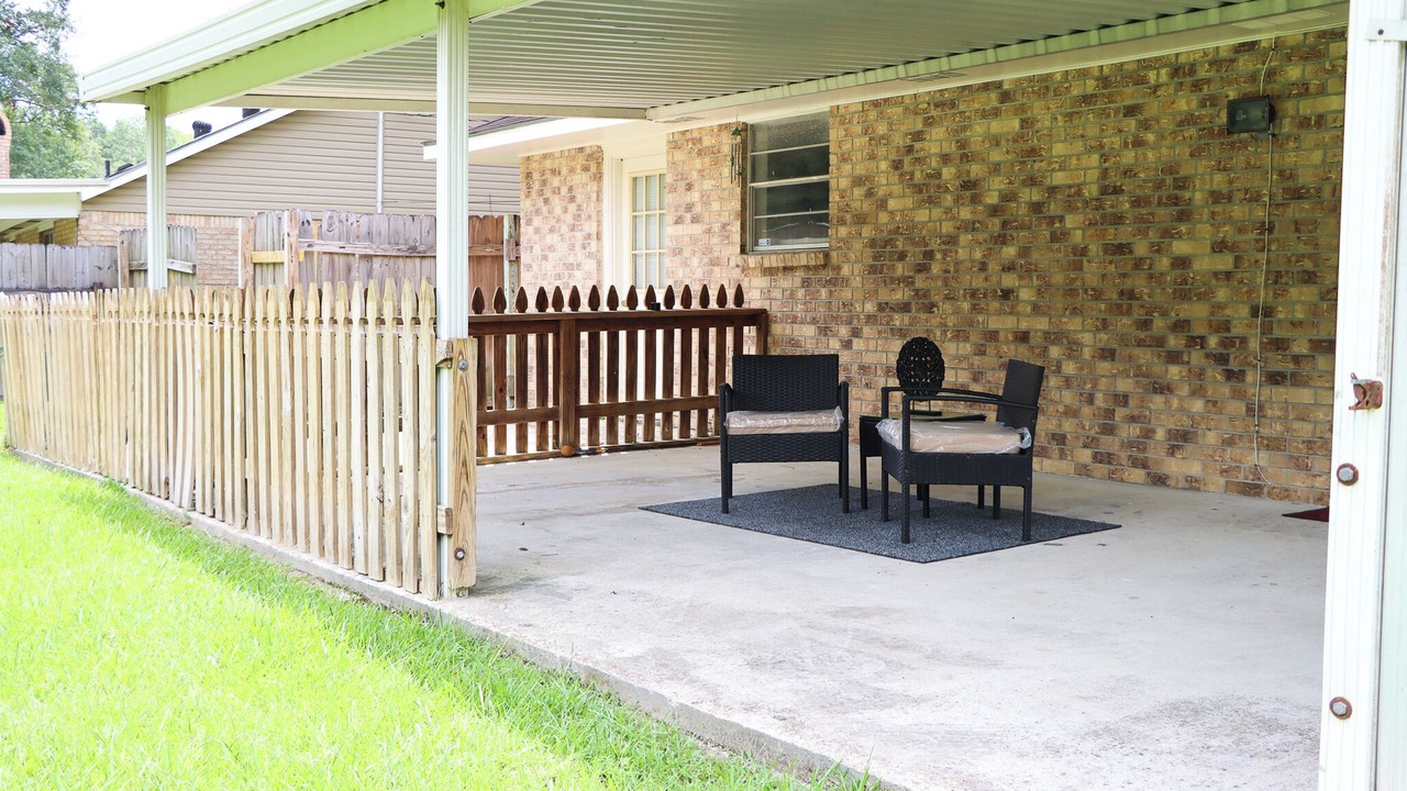 Photo of Patio Balcony in Baker