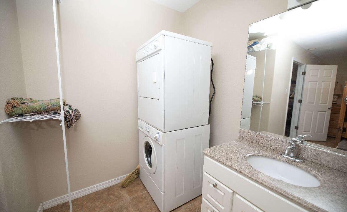 Photo of Bathroom in Boothville-Venice
