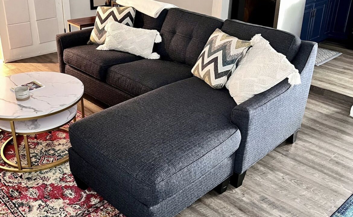 Photo of Livingroom in Central Carrollton Association