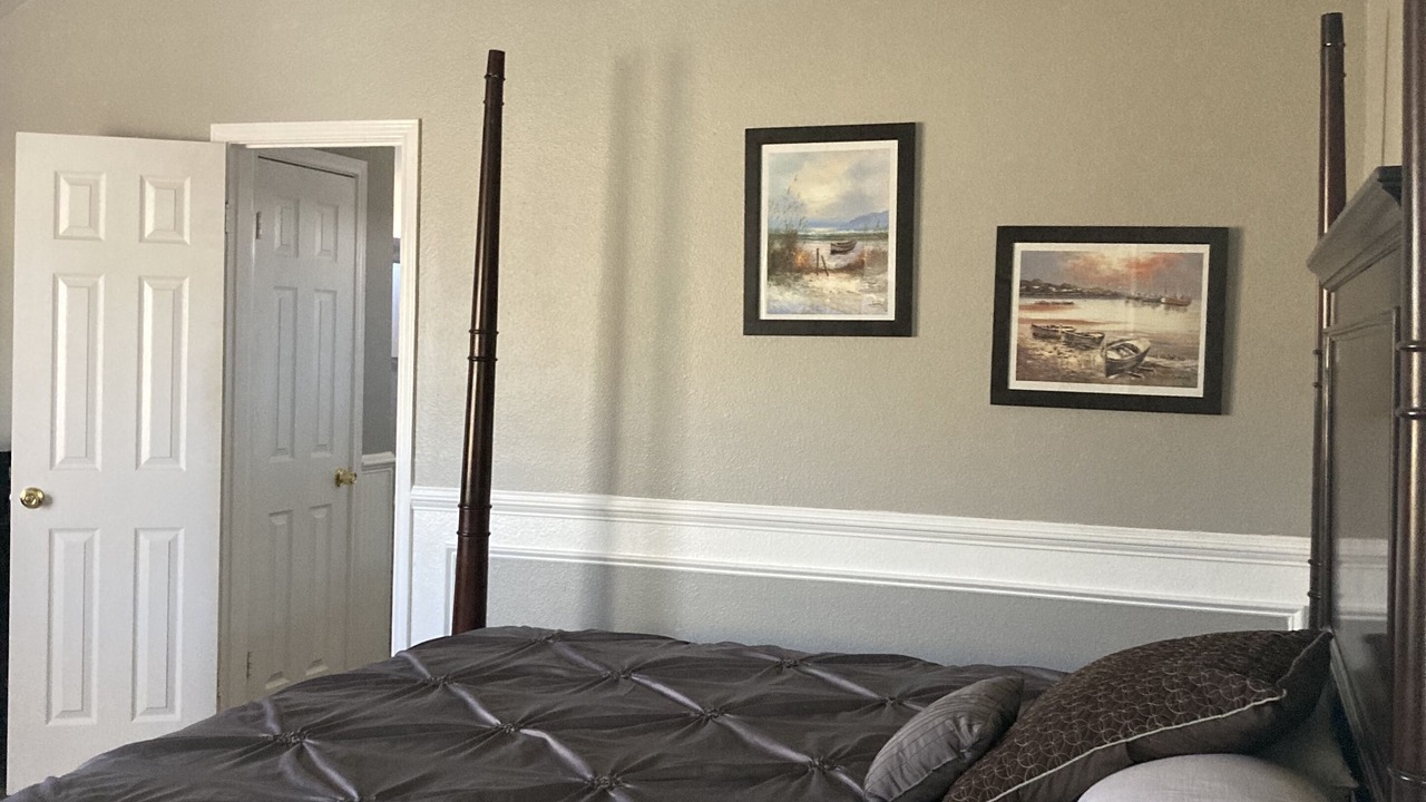 Photo of Bedroom in South Side