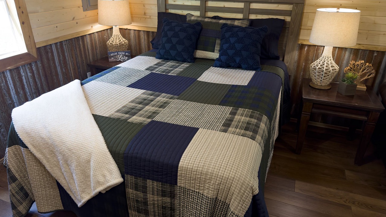 Photo of Bedroom in Karnack