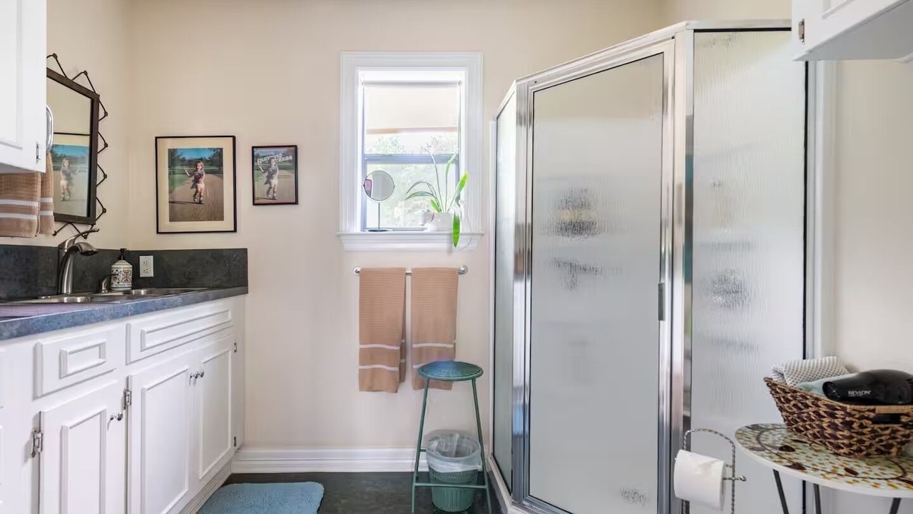Photo of Bathroom in Bouldin