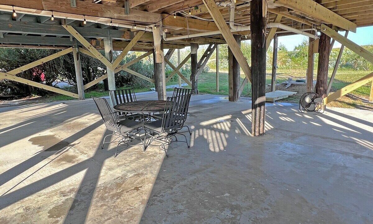 Photo of Others in Grand Isle