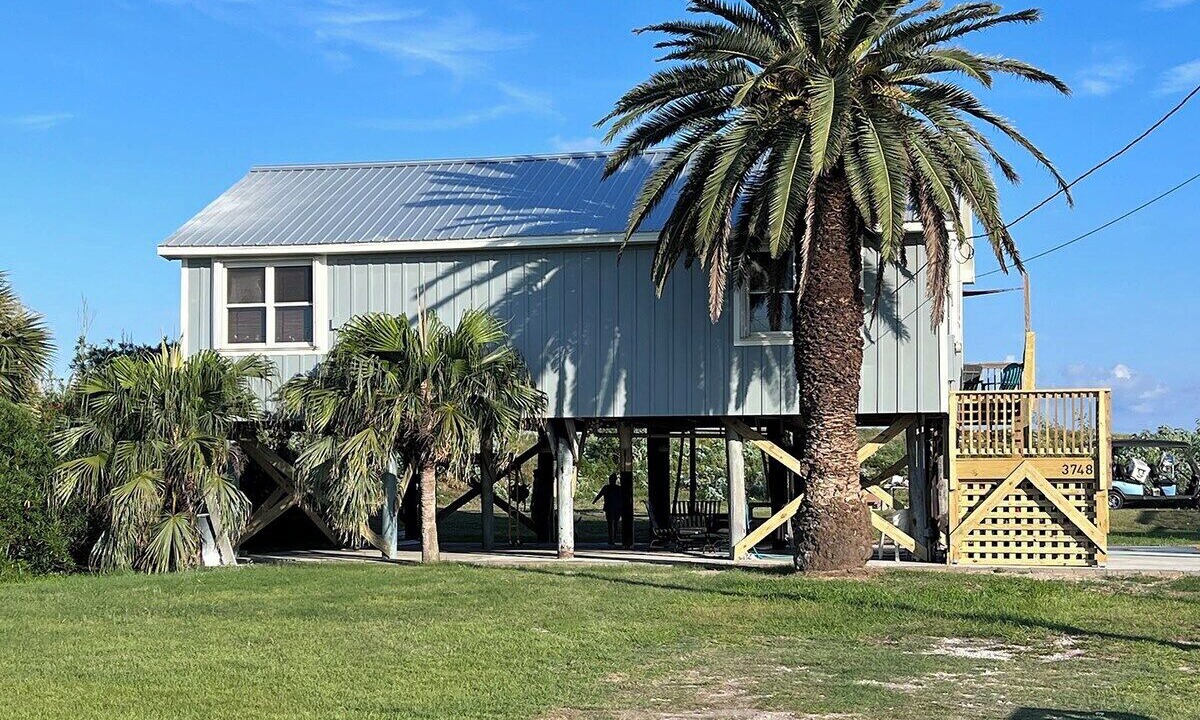 Photo of Others in Grand Isle