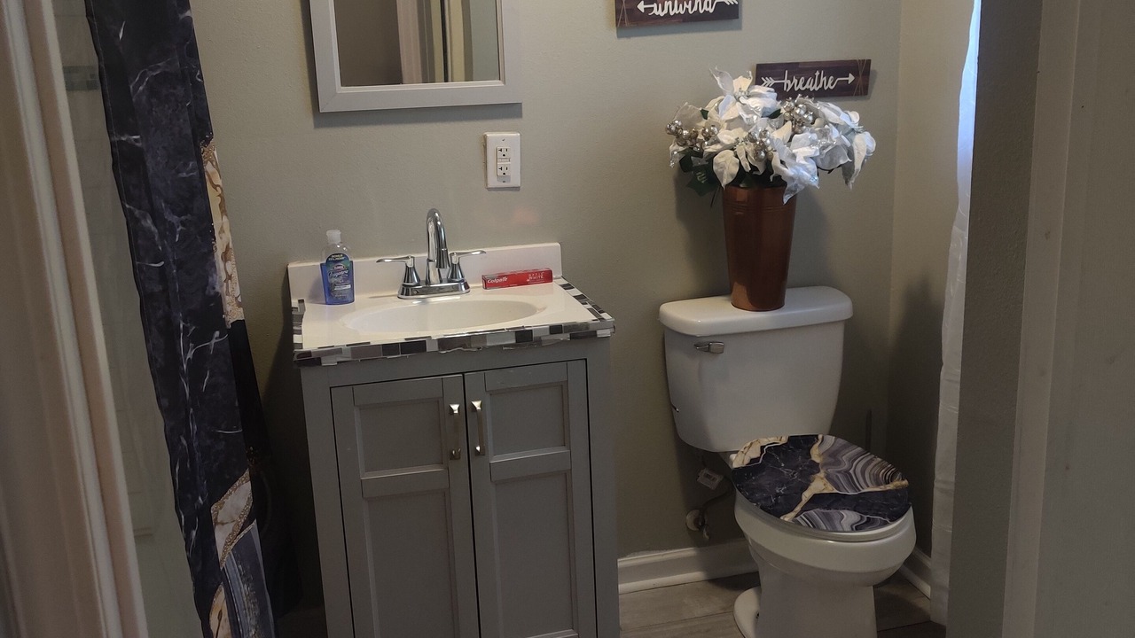 Photo of Bathroom in Mid City North