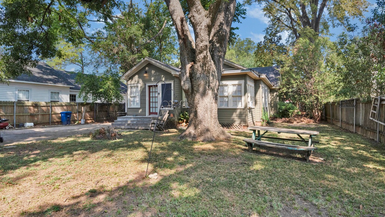 Photo of Outdoor in Broadmoor