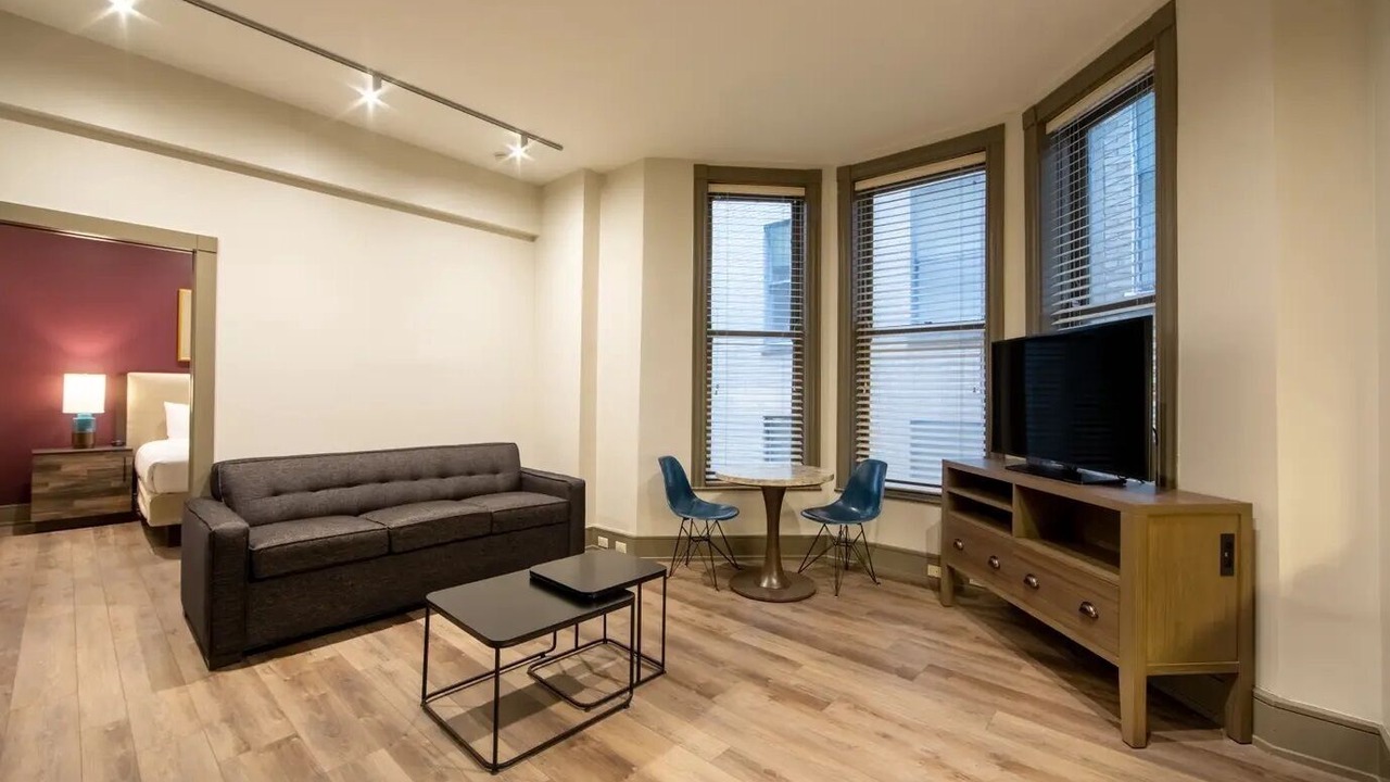 Photo of Livingroom in Central Business District