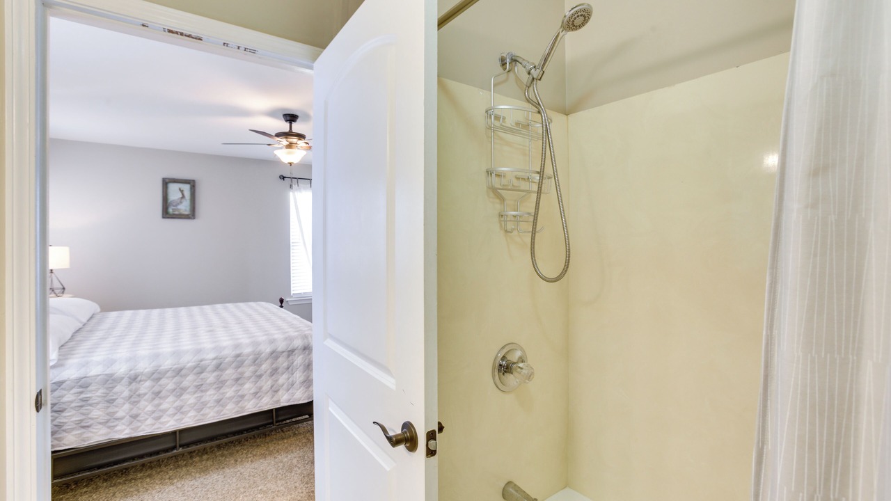 Photo of Bathroom in Barataria