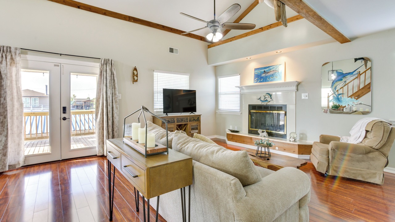 Photo of Livingroom in Barataria