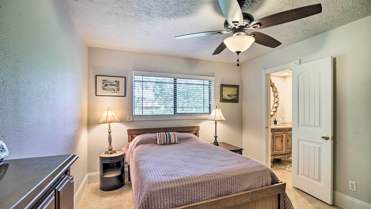 Photo of Bedroom in El Lago
