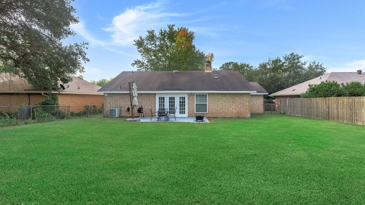 Photo of Outdoor in Springlake