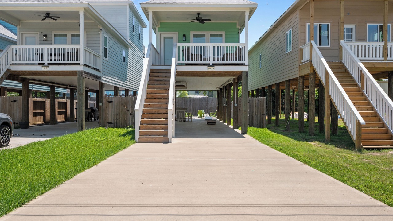Photo of Outdoor in Dickinson