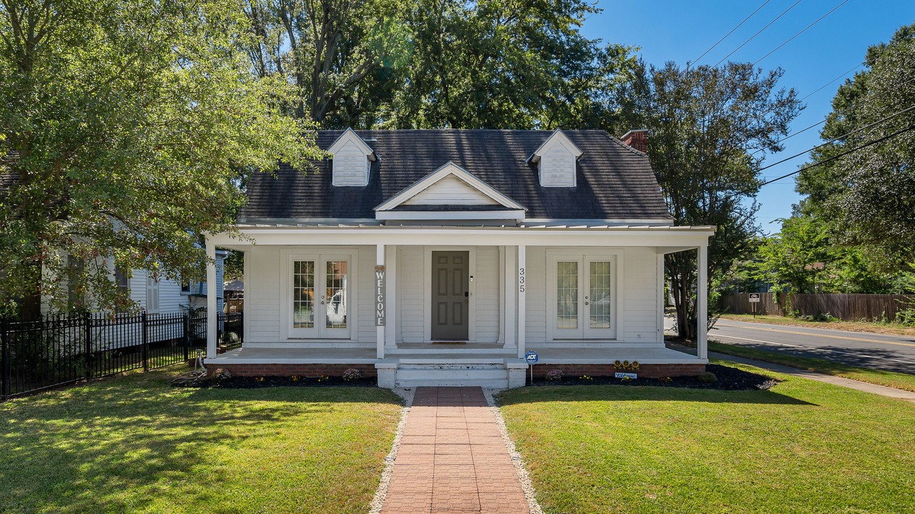 Photo of Outdoor in Broadmoor