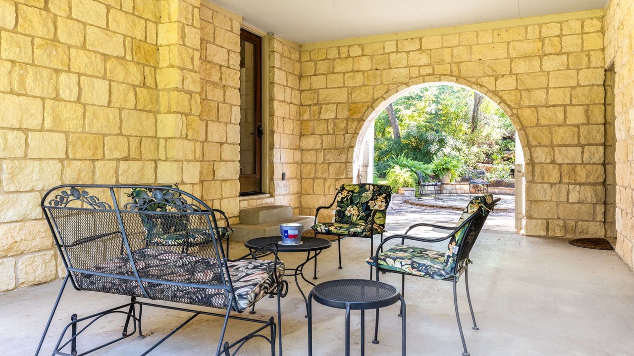 Photo of Patio Balcony in Buda