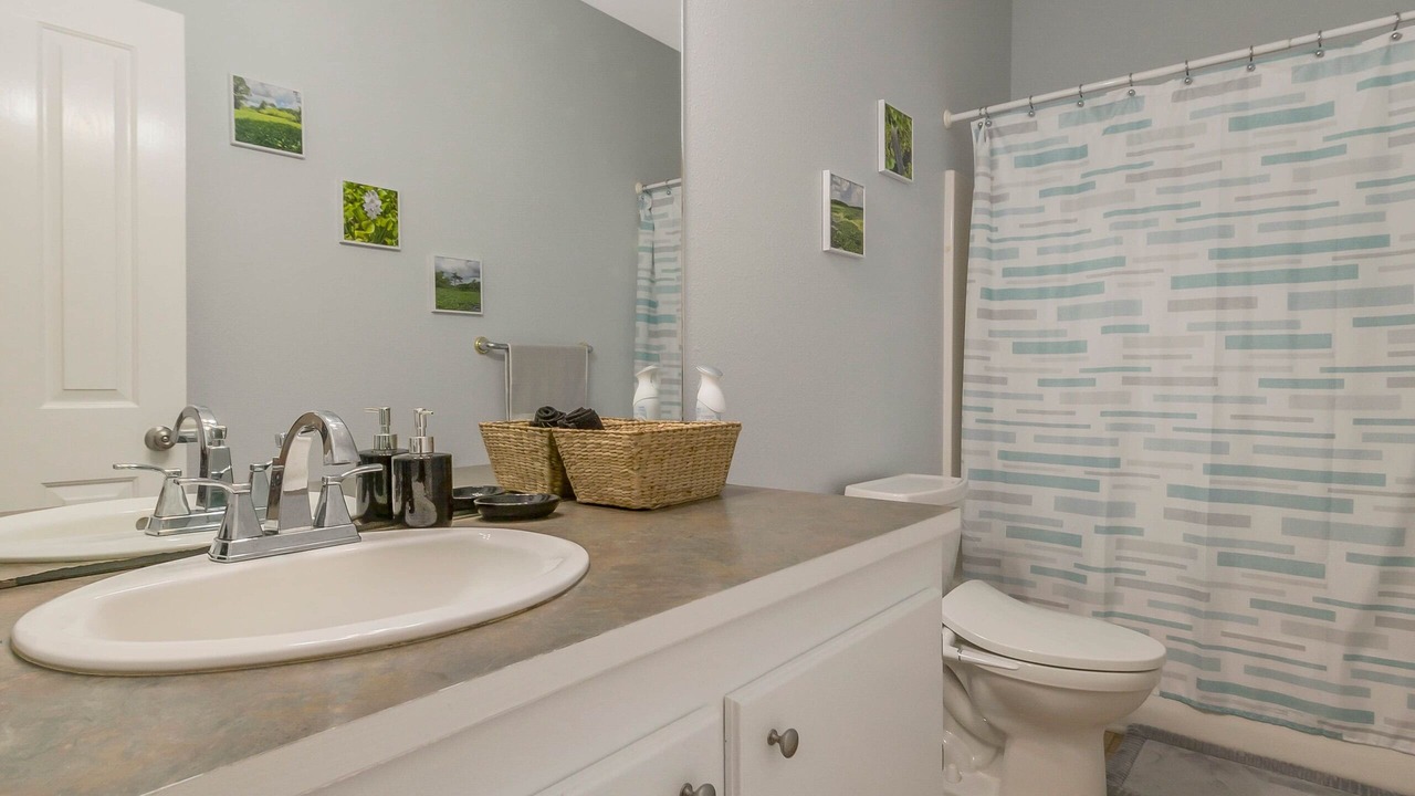 Photo of Bathroom in Butte La Rose