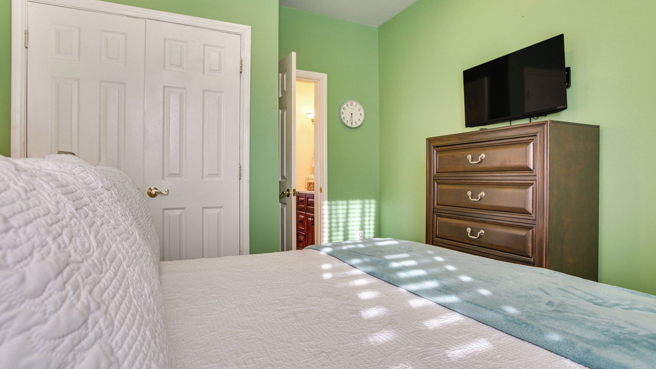 Photo of Bedroom in Gentilly Woods